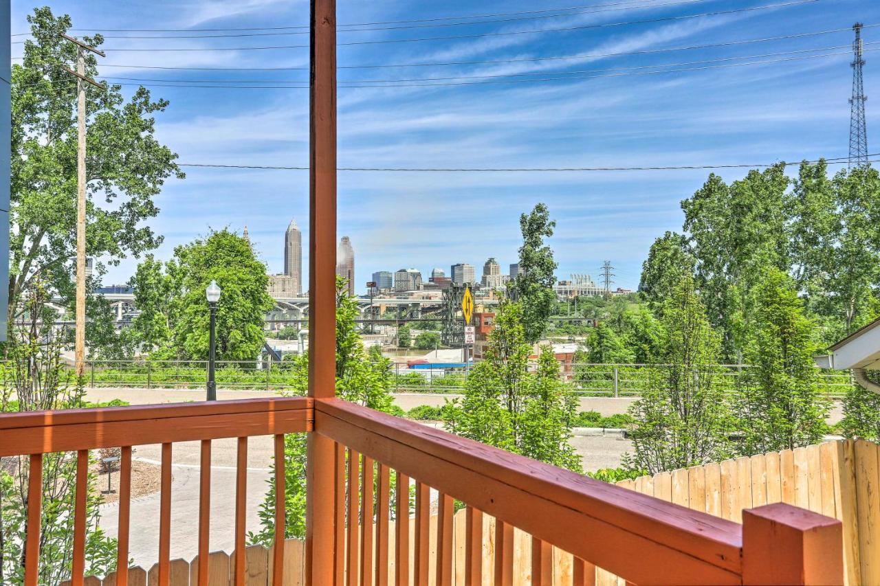 Central Cleveland Gem With Direct Skyline View! Villa Exterior photo